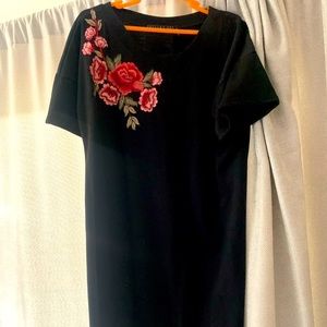 Fancy t-shirt dress. worn once. Size large
